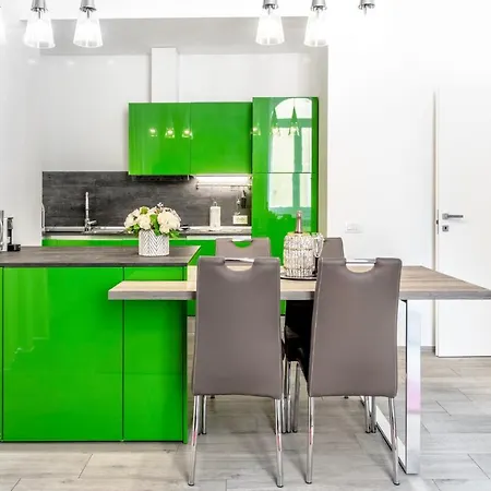 Inluce Class Apartment