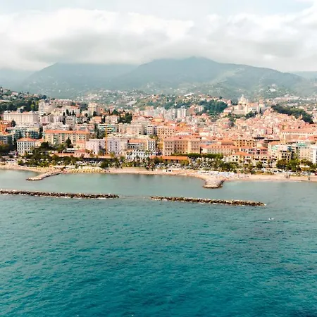 Lägenhet Inluce Terrazza Sanremo